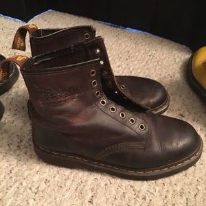 Dr. Martens Made In England Vintage 8 eye boots